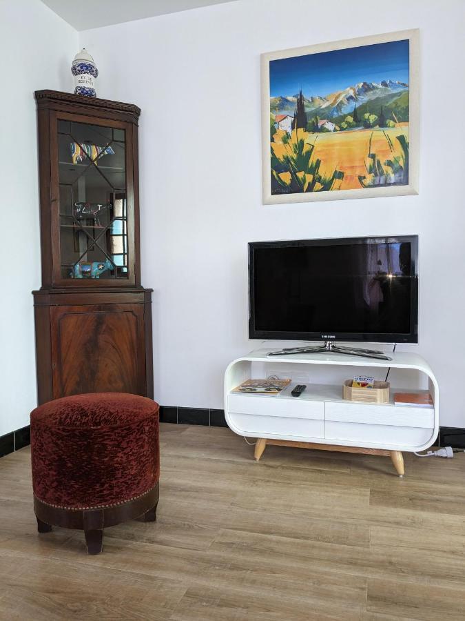Au Chalet D'Illiers Combray, Grand Jardin Arbore Extérieur photo
