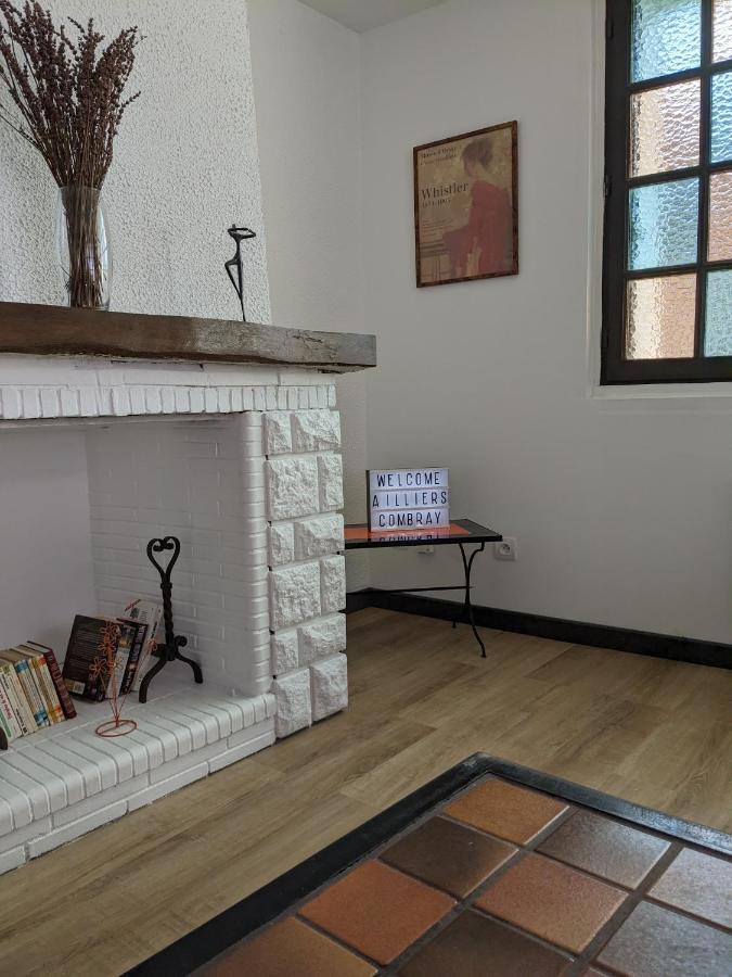 Au Chalet D'Illiers Combray, Grand Jardin Arbore Extérieur photo