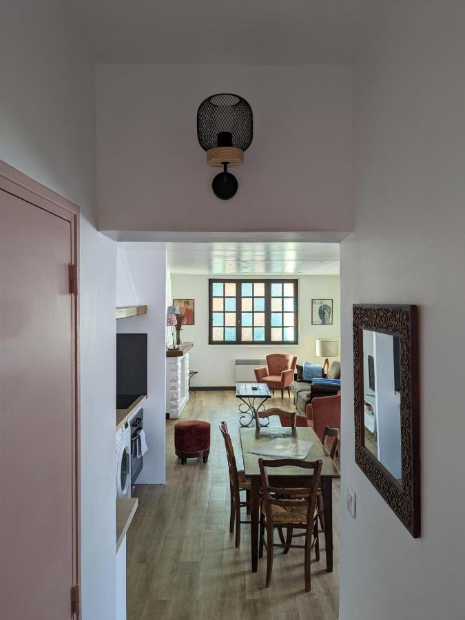 Au Chalet D'Illiers Combray, Grand Jardin Arbore Extérieur photo
